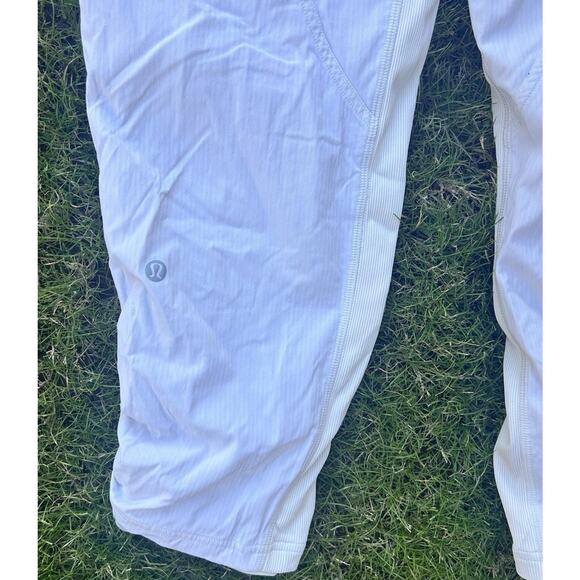 LULULEMON Dance Pant Studio Mid Rise Lined Crop Size 6 25" W6CLWS Beige Tan - Picture 3 of 7